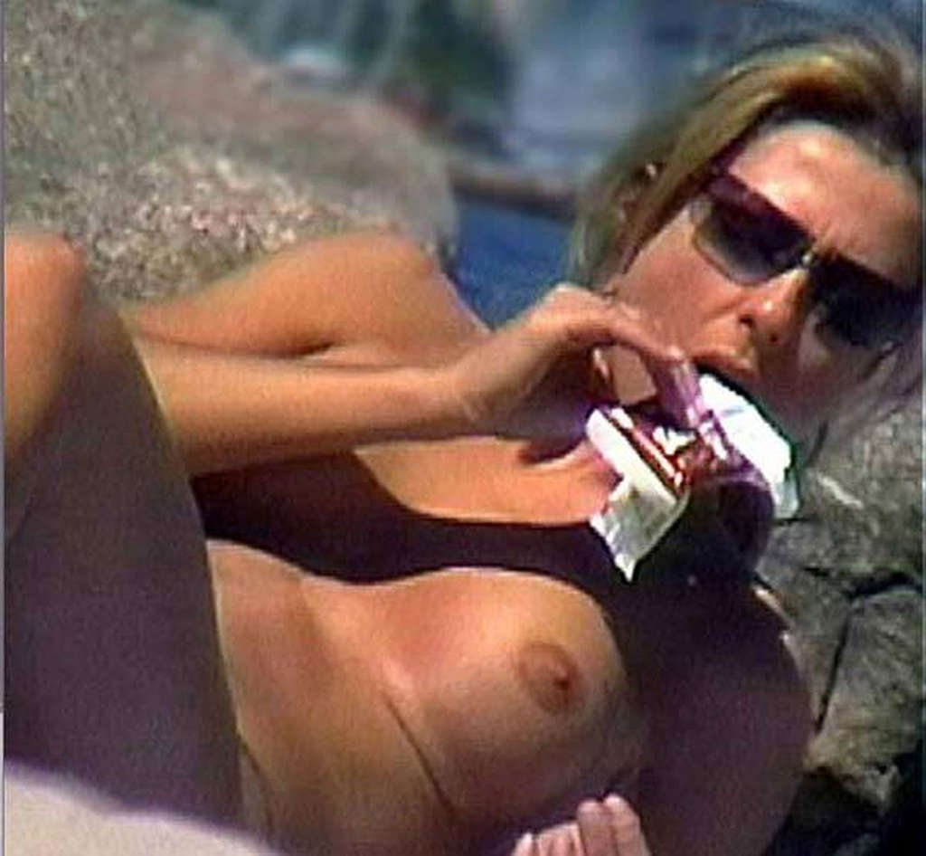 david drake recommends jennifer aniston sextape porn chris goldstraw add jennifer aniston sextape porn photo