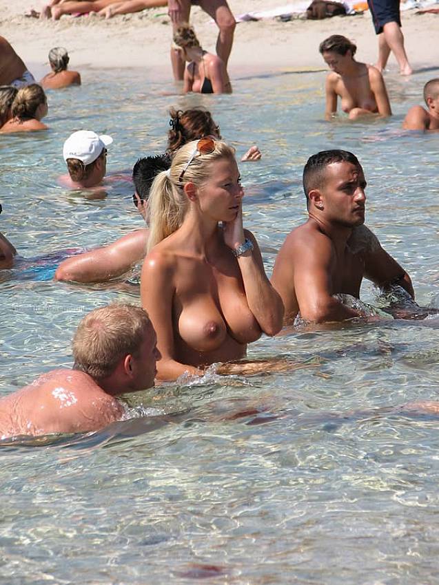Caught Naked Beach videos full