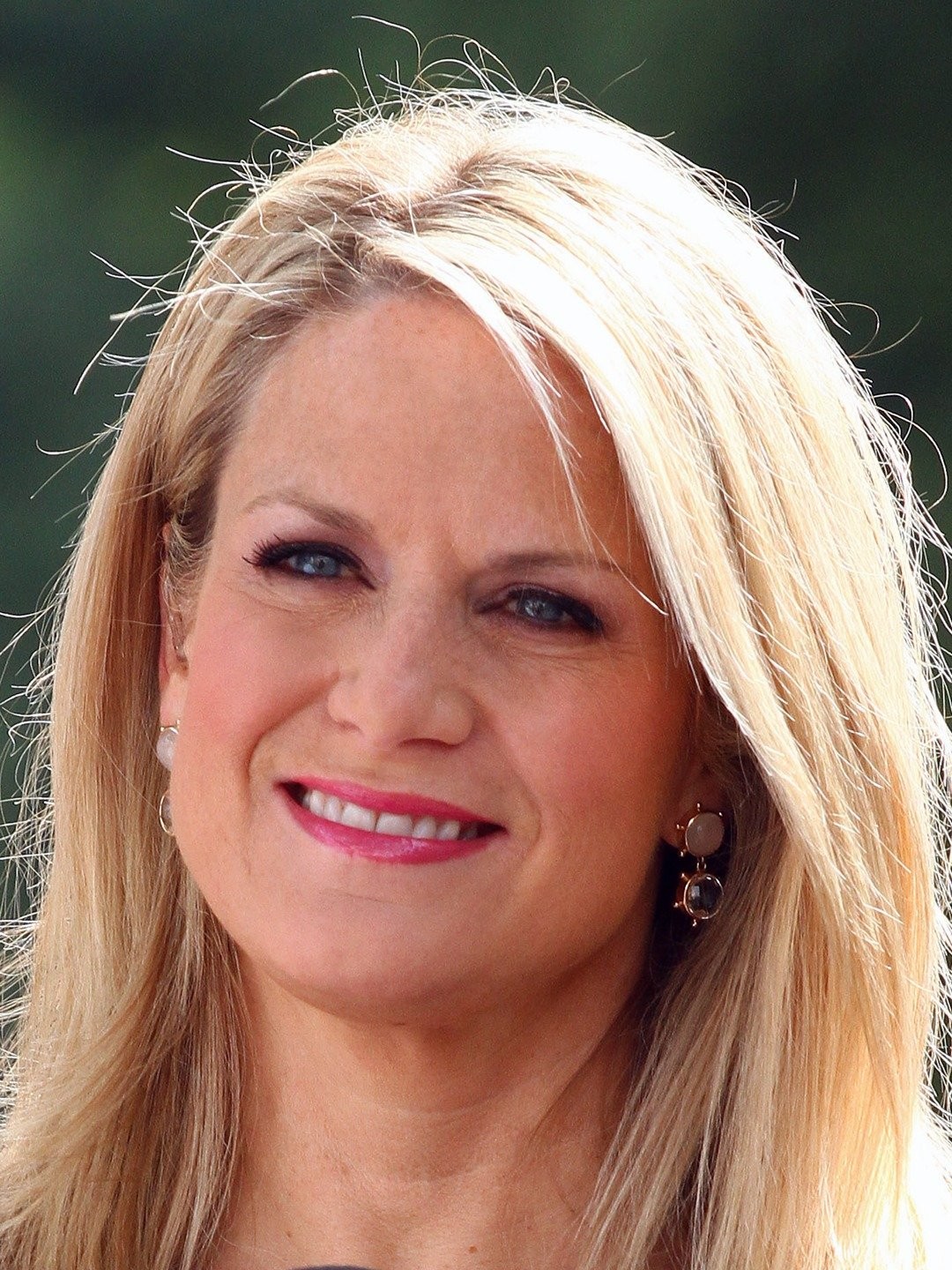 angie chouinard recommends Martha Maccallum Naked