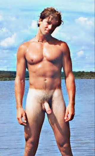 broderick walker recommends guys that are naked pic
