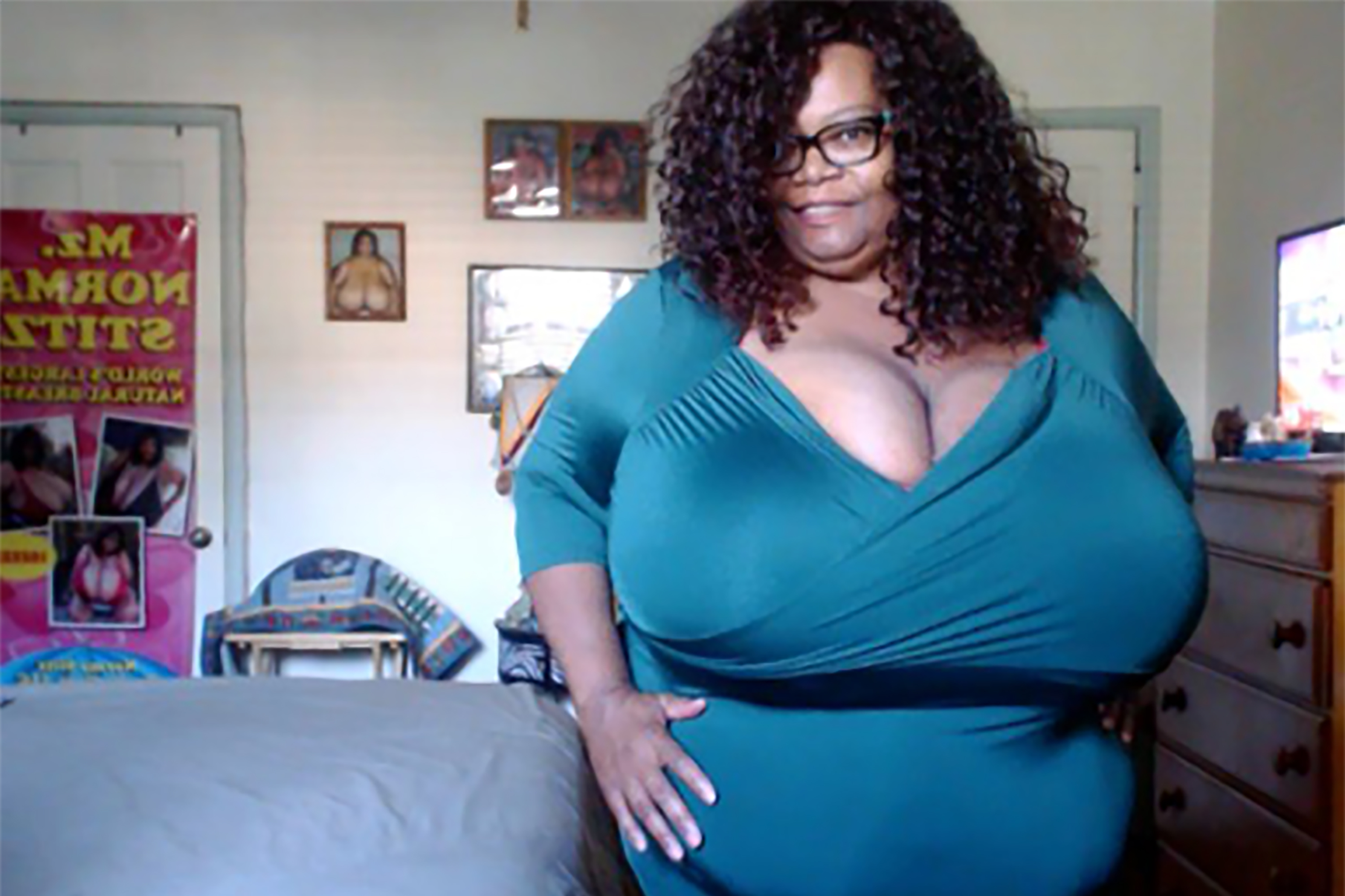 andy bezaire like nude worlds biggest breast photo brittany carlile recommends michael pitt nude pic