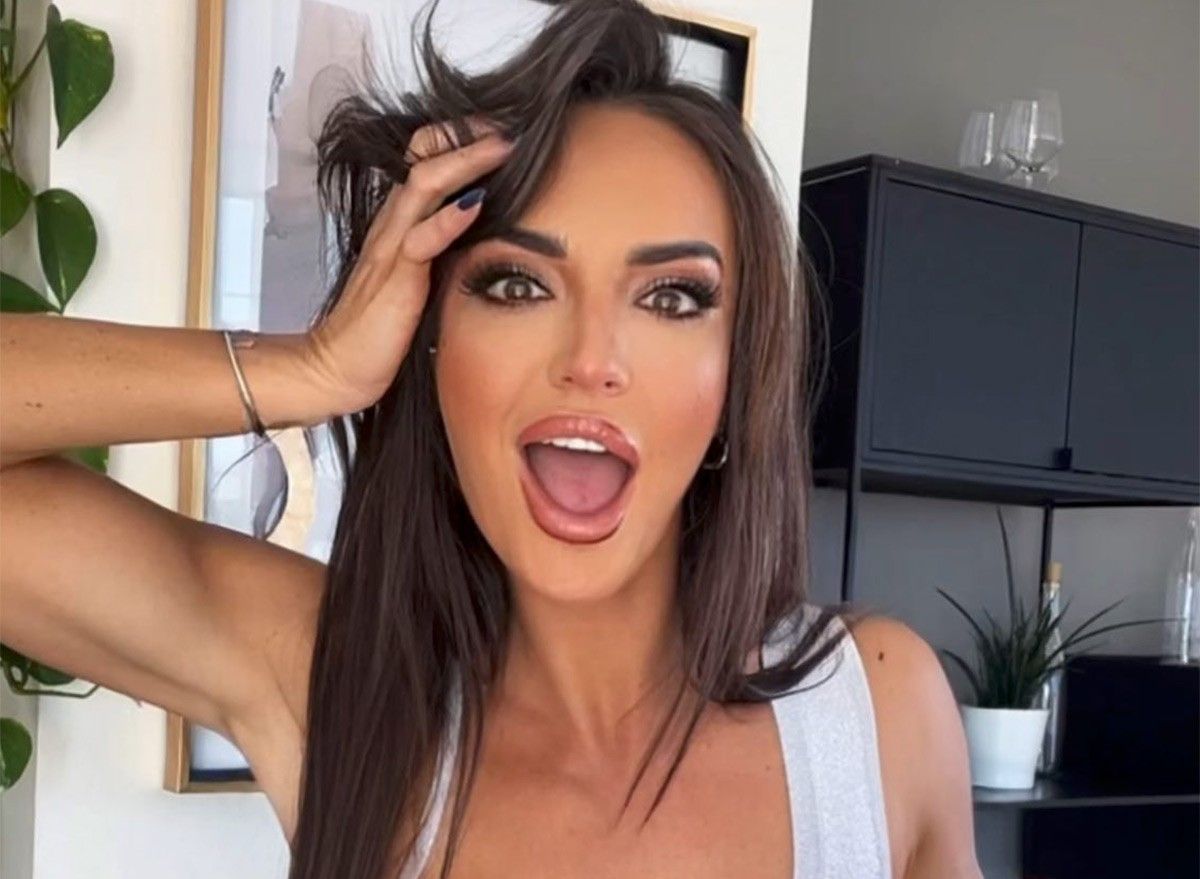 charlie dupont recommends Whitney Johns Nude