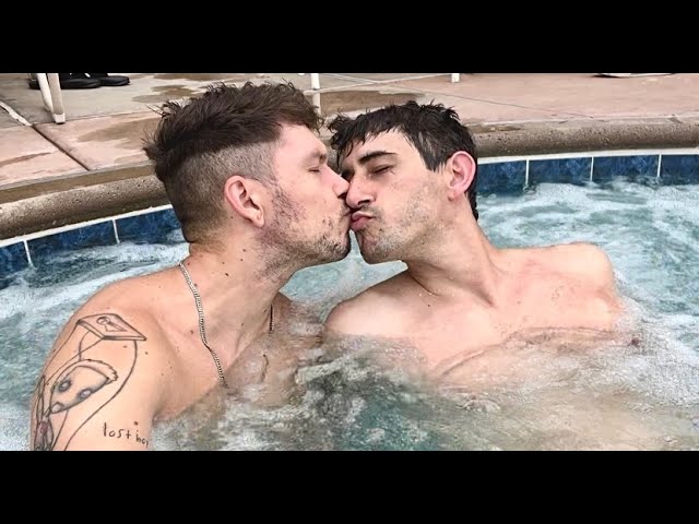 Hot Tube Gay dusjen webcam babs king recommends Hot Tube Gay