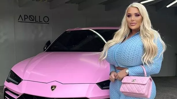 austin priester recommends bouncing tits in car bhumit dedhia add bouncing tits in car photo