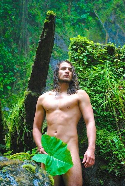 beverly mcconnell like men nude mountain photo brett haefner recommends nude photos of laura linney pic