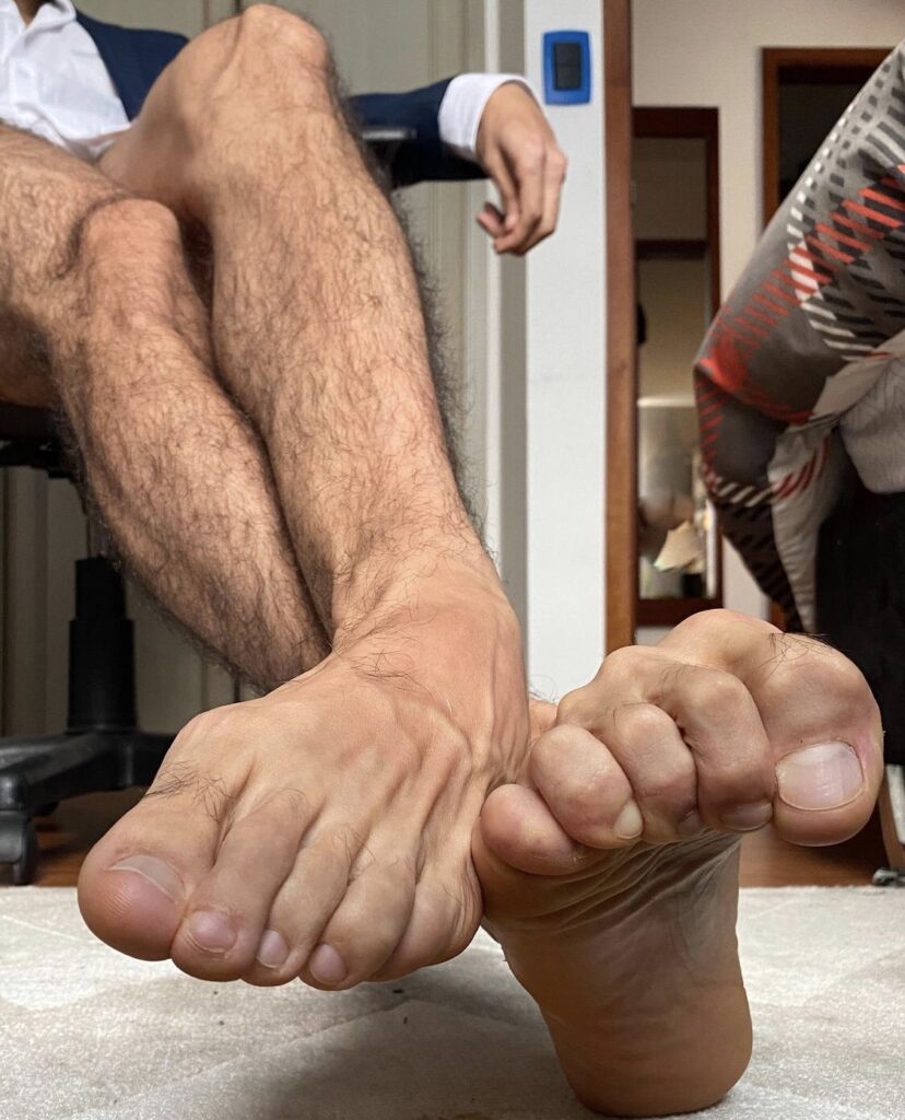 abeer al otaibi recommends nude men with hairy legs abdulrahman ashour add nude men with hairy legs photo