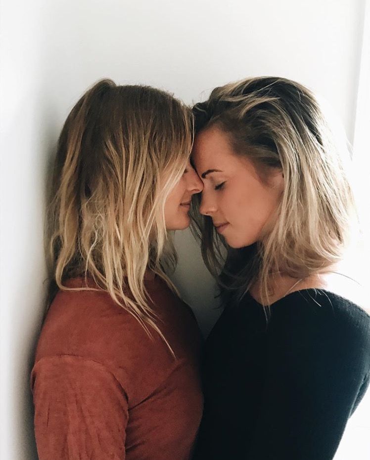 lesbian bdsm slave - leslie bibb nude apollonia nude