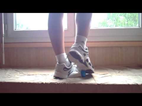 sneakers cock trample - hairy cuck brickzilla stepdaughter