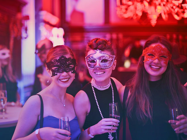 david clutterbuck recommends Swinger Club Vienna