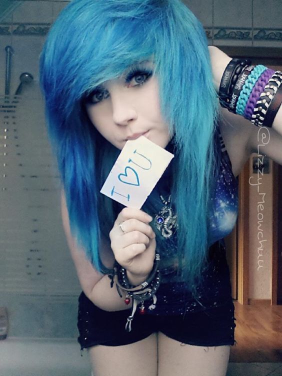 emo girl nude - shady pi violet myers debut