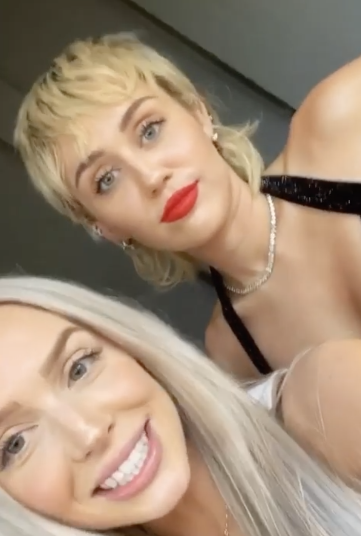 debbie papp recommends Miley Cyrus Blowjov