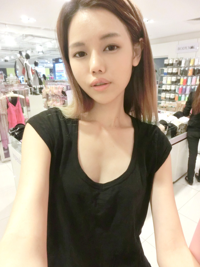 asian flat chested porn - nude boob flash yuki porn