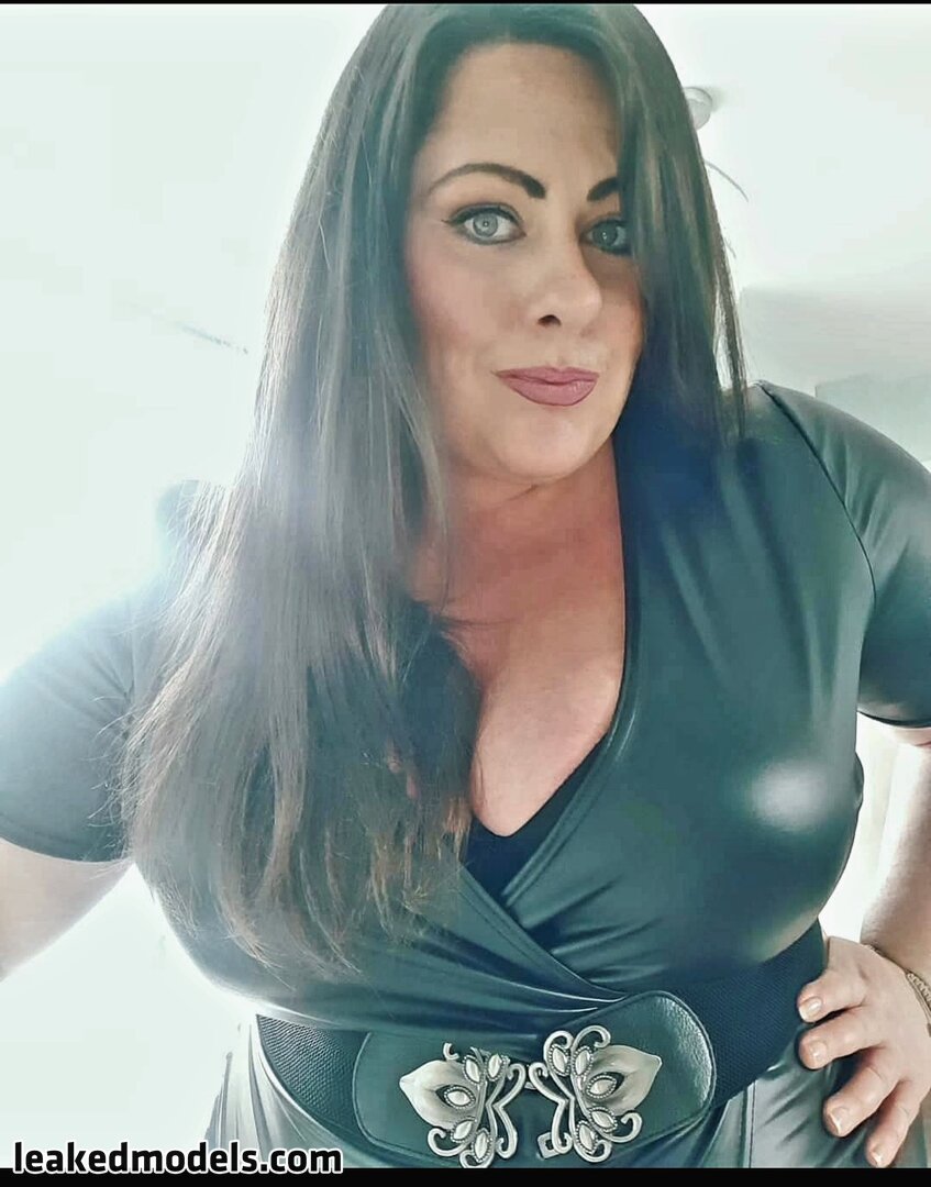 brooke hochstetler like anniesgarage leaked photo amanda holiman recommends anniesgarage leaked pic
