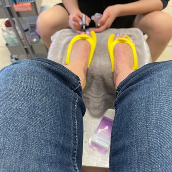belle mendoza like feet jean hollywood photo brandy belcher recommends moms getting gang banged pic