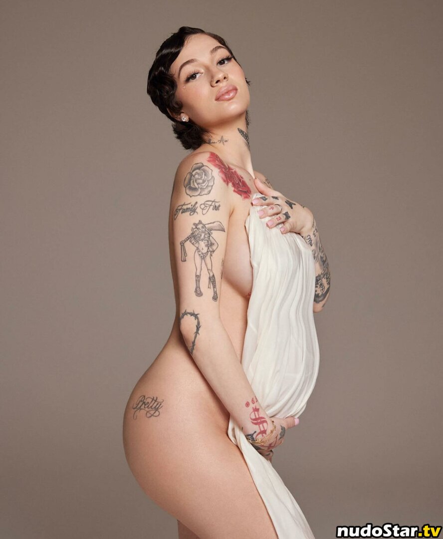 chris ried recommends Latina milf pictures