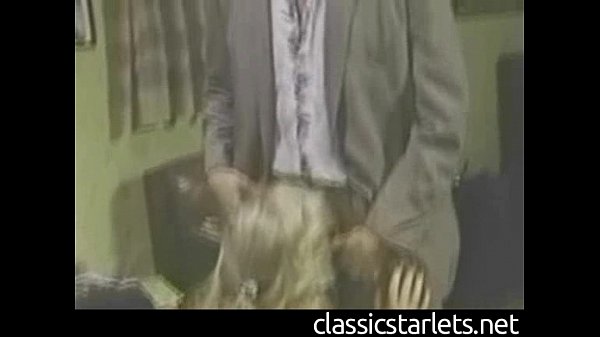 Hidden camera peeing sex bra Carol Connors Anal white ass