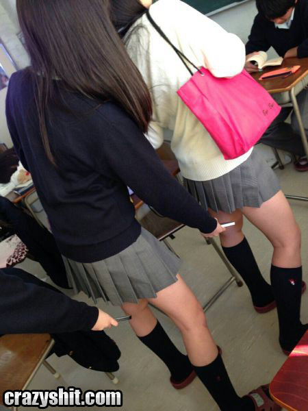 Best of reality dudes daniel caolan odonnell share up skirt on a train photos
