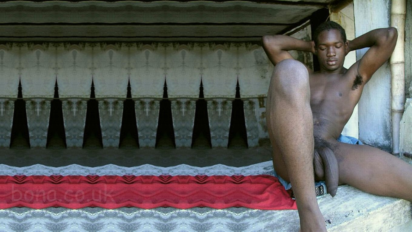 naked hung men game nitrotitan naked hung men