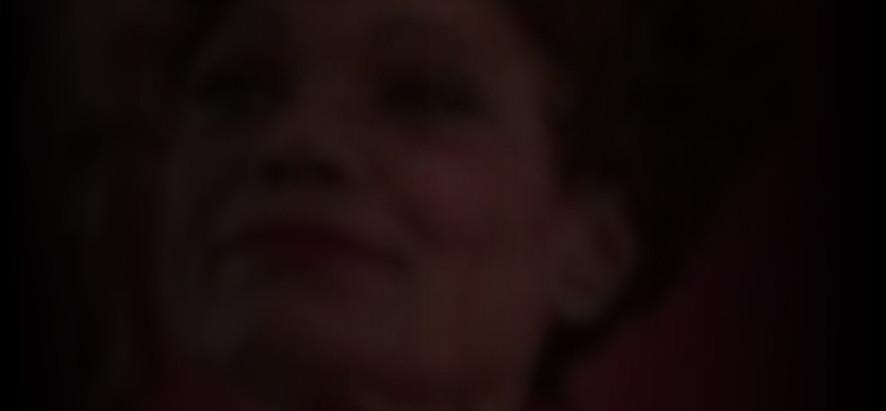 birdie wood share dickflash maid