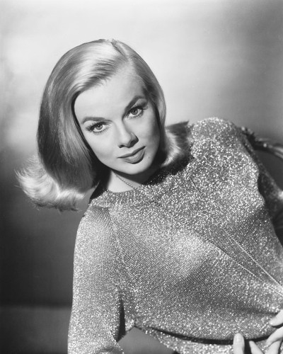 diane castaneda recommends leslie parrish naked pic