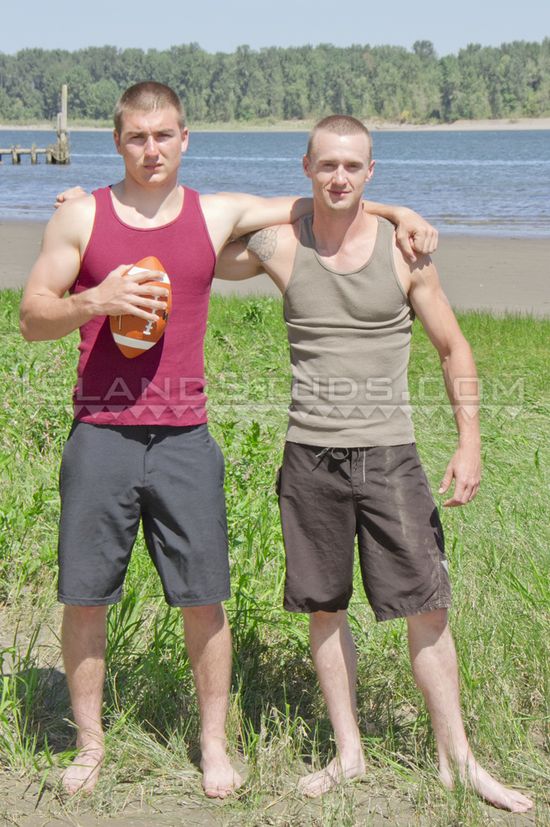 mature nude hairy men