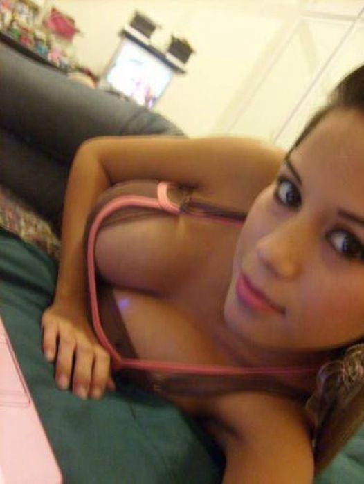 ana patron like perky tits amateur photo charolette ann vanbebber recommends big boobs braless pic