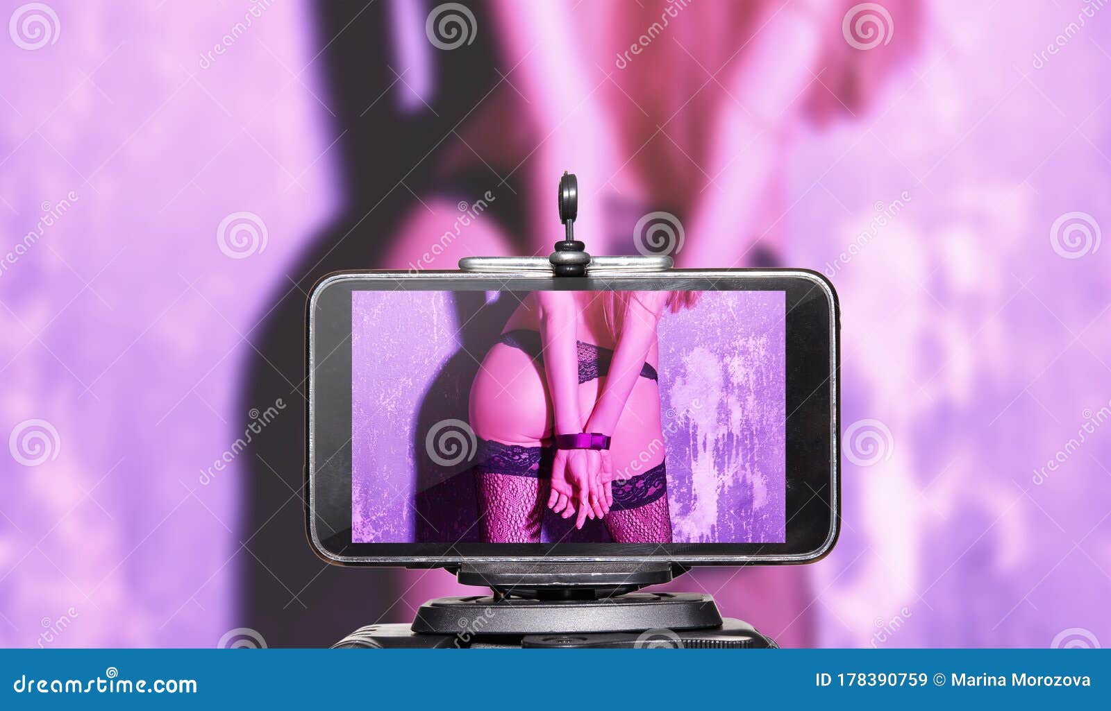 Female Erotic Videos bulma new crystal pena recommends Female Erotic Videos