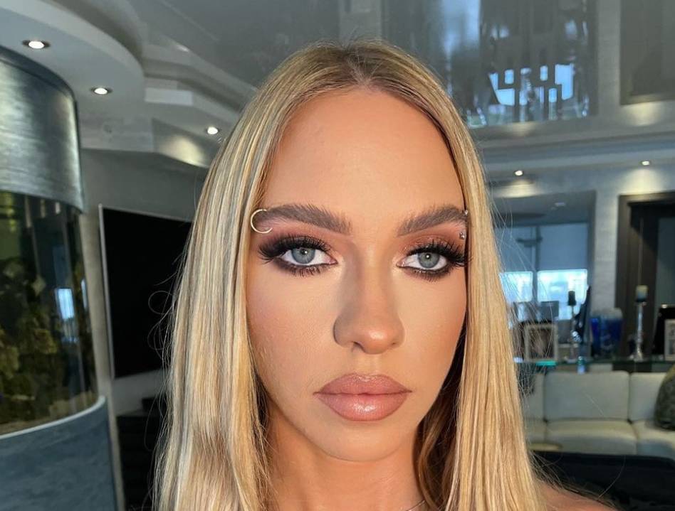 khloe kapri blacked - aubrey black stepson victoria june mommy