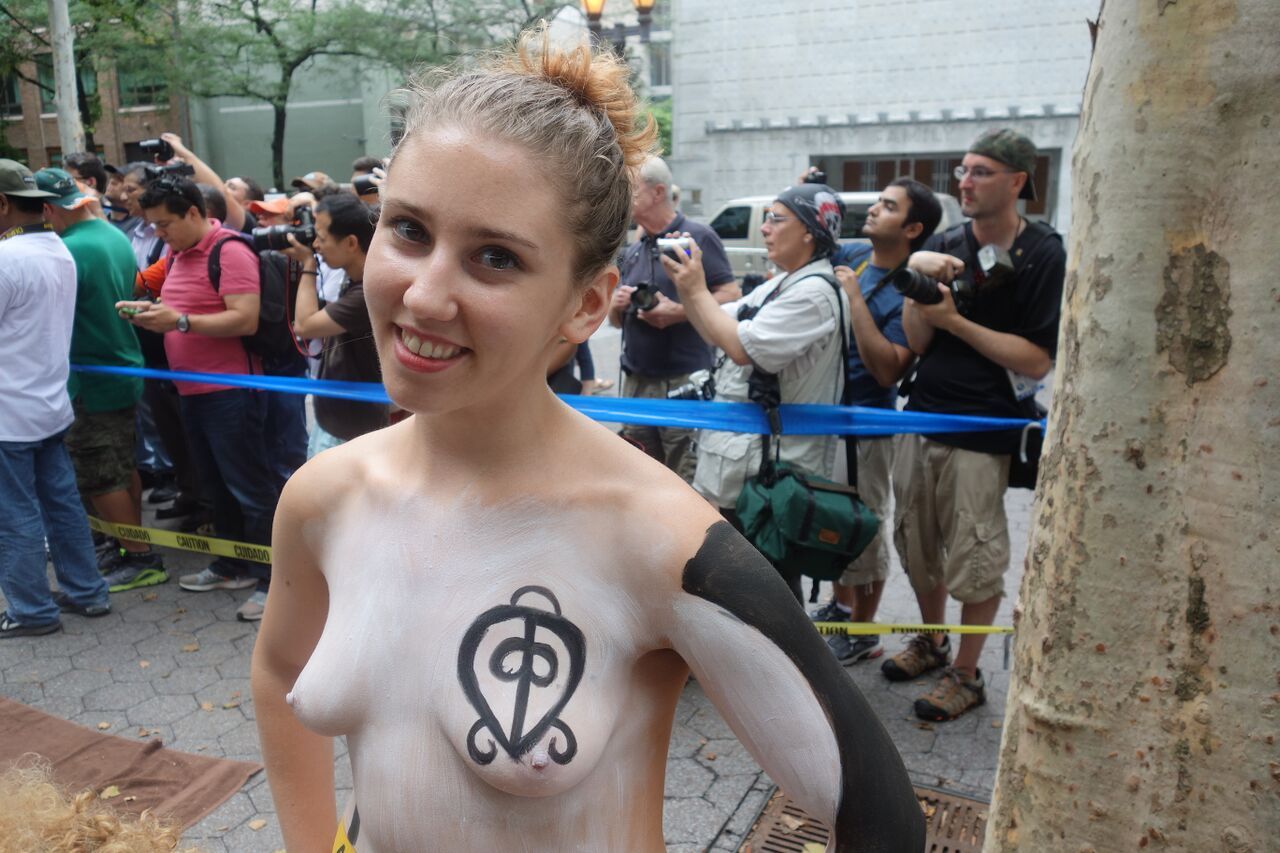 Nude Bodypainting murray ky andrea mercatante recommends Nude Bodypainting