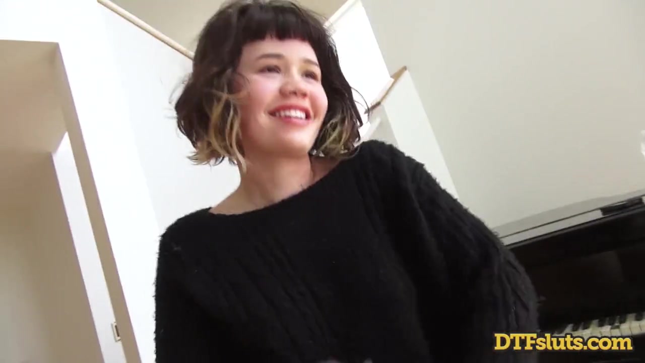 Asian sm porn gifs borderla Yhivi Shows Off Piano Skills make fleshlite