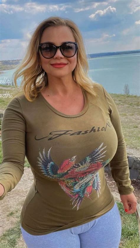 craig hancox like busty amateur striptease photo di lullo recommends busty amateur striptease pic