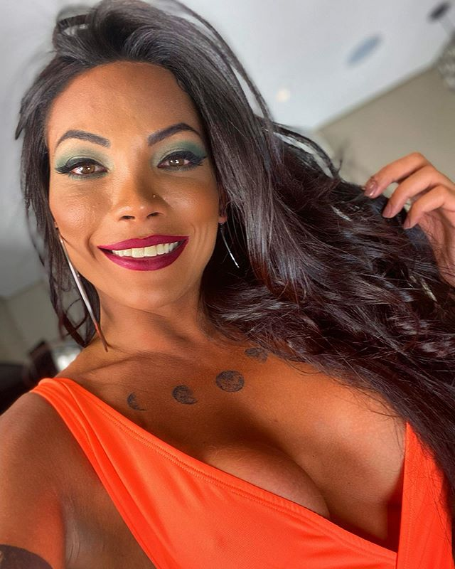 ts janny costa - thick black gilfs island studs porn