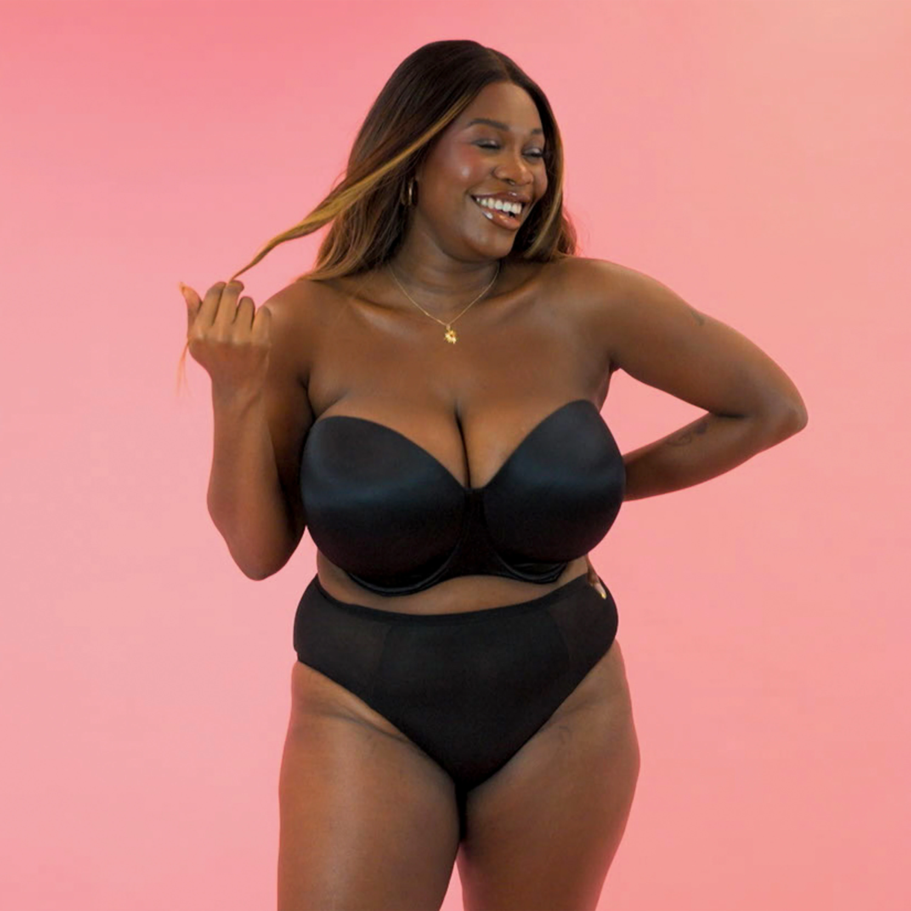 dave melek recommends Lesbian Big Tits Black