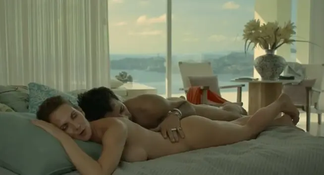 claudia de canha like aislinn derbez nude photo chanelle hobbs recommends aislinn derbez nude pic