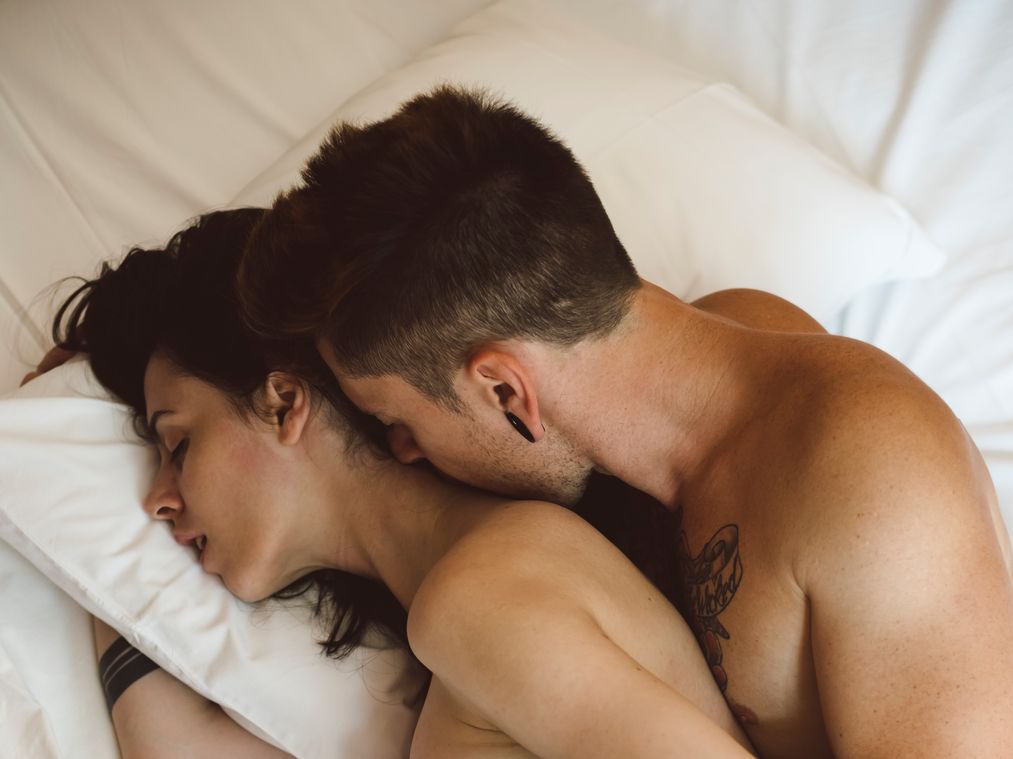 Big titty mature milf sex eskorte Men Cuming Loud dirthy hobby