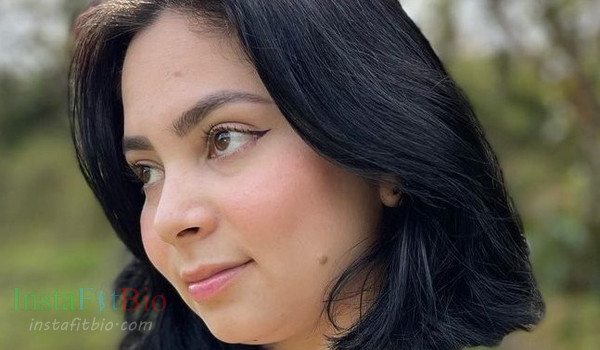 dee vara like kim velez photo debra caines recommends kim velez pic