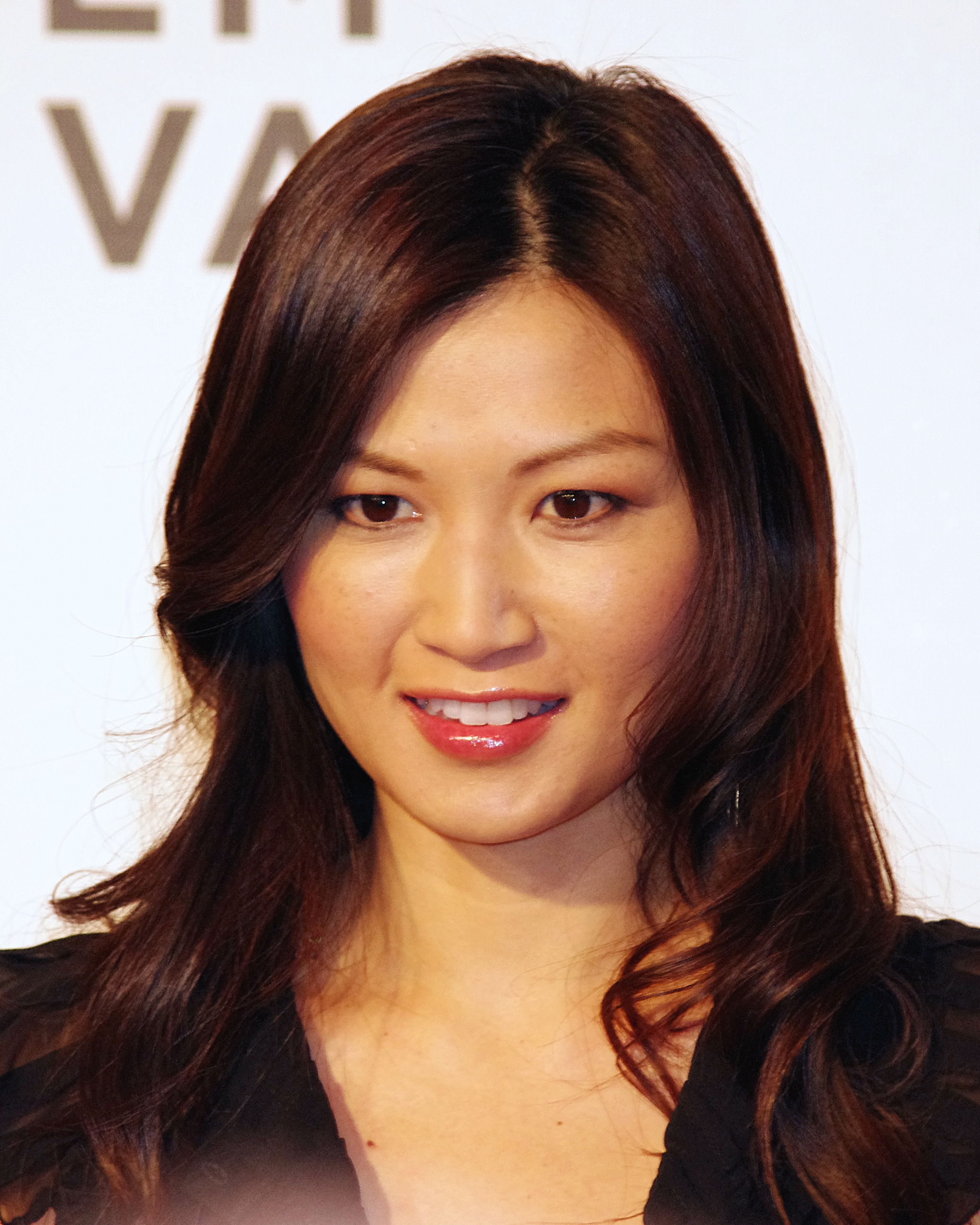 braden de silva recommends Michelle Krusiec Nude