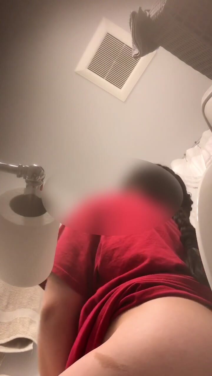 amber rimmer recommends hidden camera peeing pic