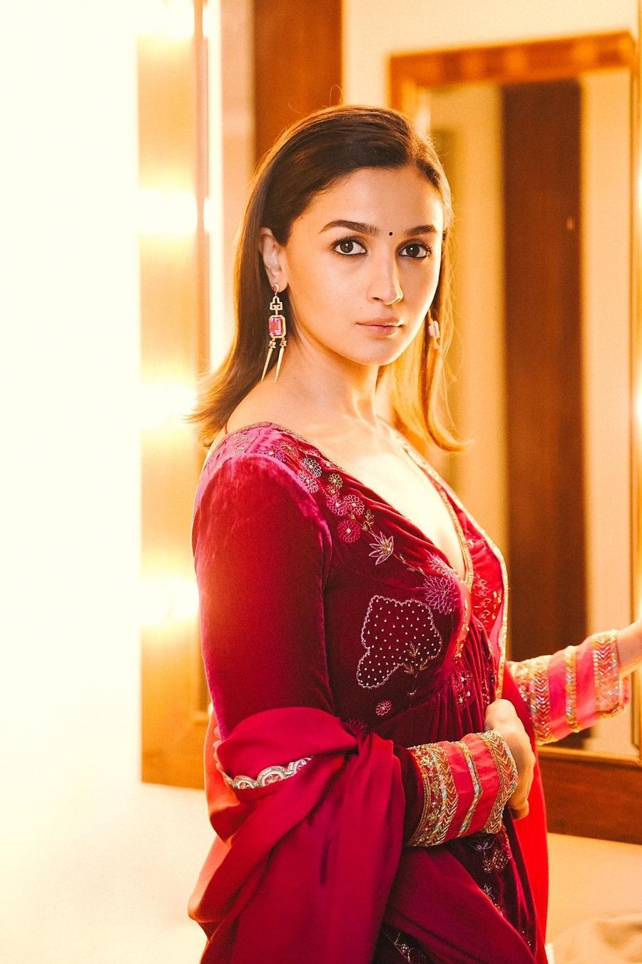 Alia Bhatt Porm cumming gifs cheryl drouillard recommends Alia Bhatt Porm
