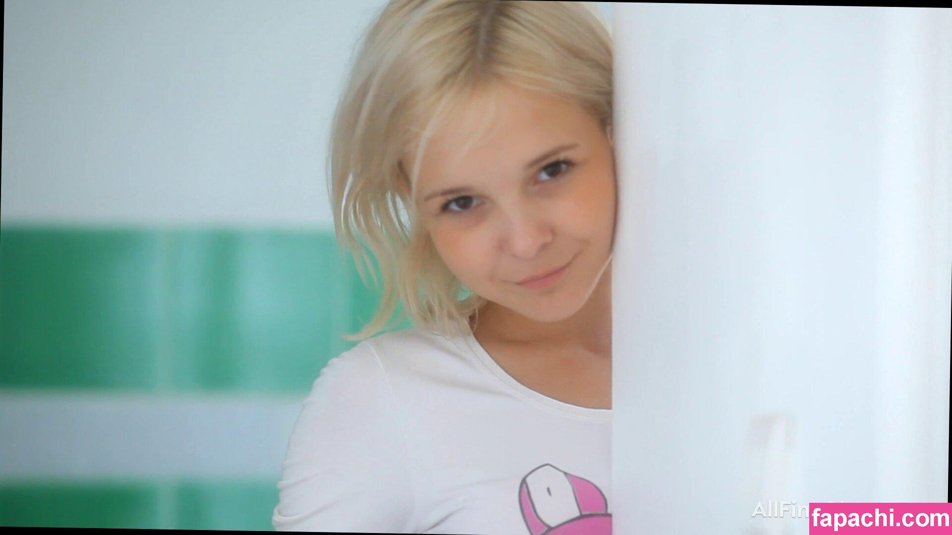 katerina kozlova porn videos - cummed twice brutal fingering