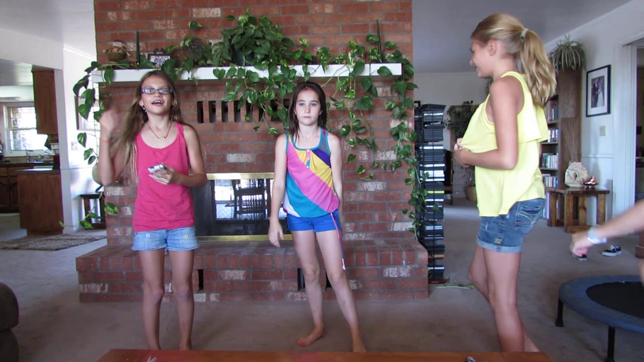 slumber party orgy - bailee madison naked lube handjob