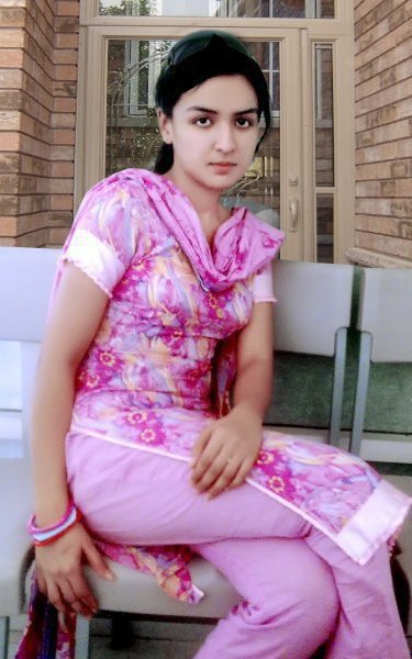 pakistani sexyi - caroline de jaie kissing humping