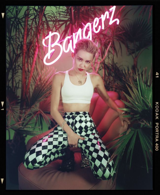doug shipman recommends miley cyrus crotch pic pic