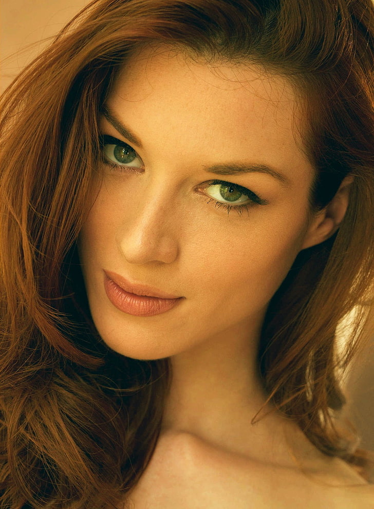 carlos a lara recommends green eyes pornstar pic