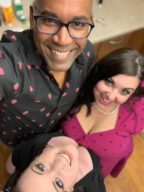 bisexual swingers - latina milf pictures slimthick vic footjob