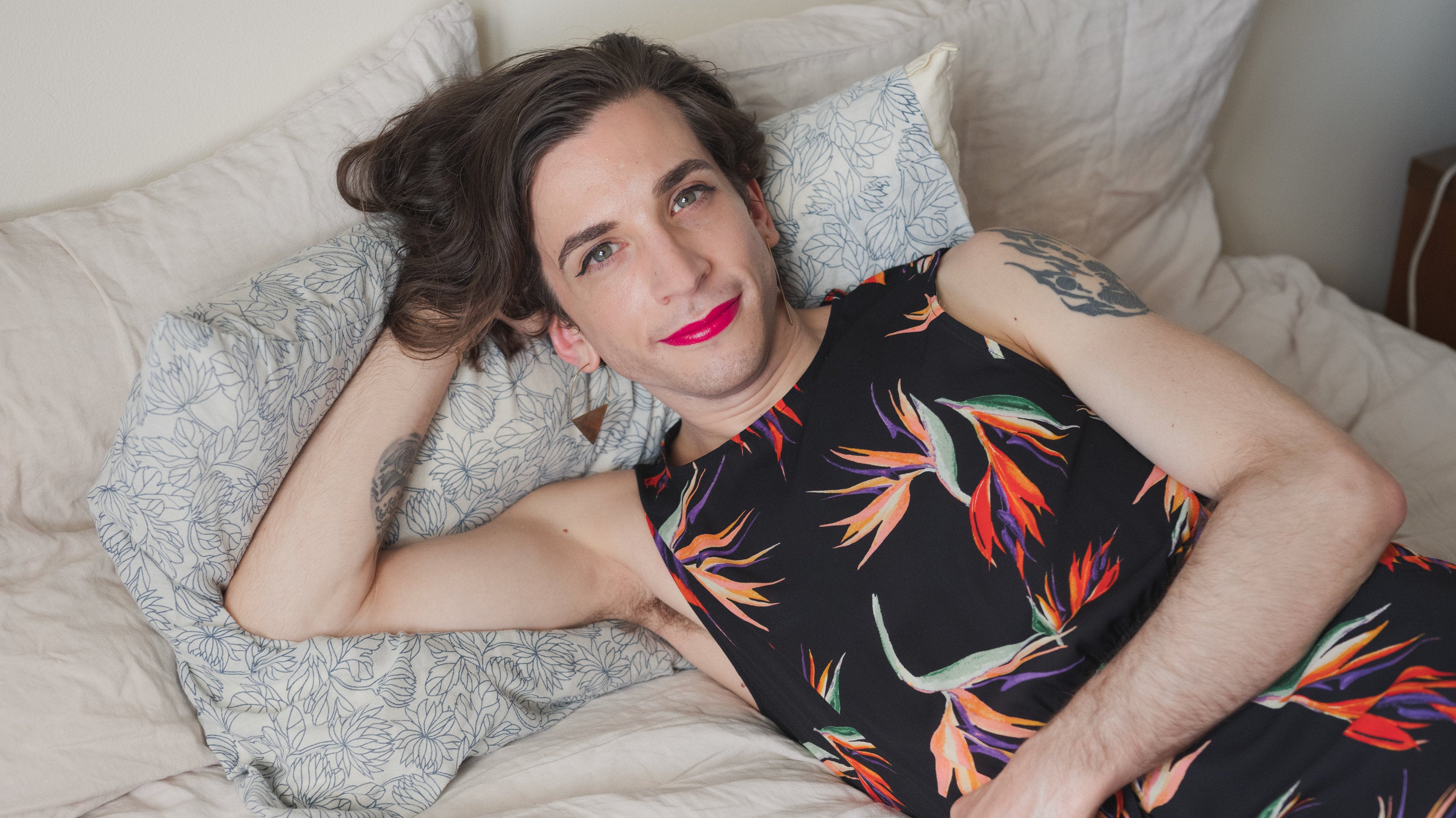 sidney gray becoming femme - alinuty onlyfans milf in bed