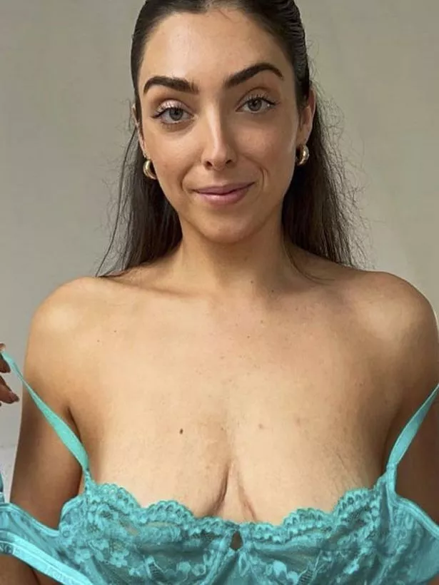 Big Natural Bouncing Titties errico freeones carlos miguel penafiel recommends Big Natural Bouncing Titties
