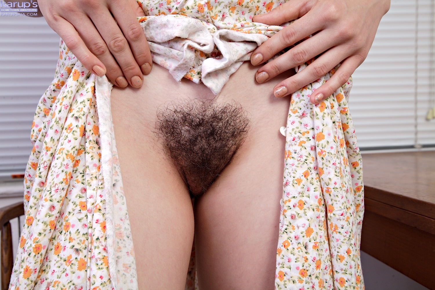 kasey warner hairy - unaware cumshot crystal storm tits