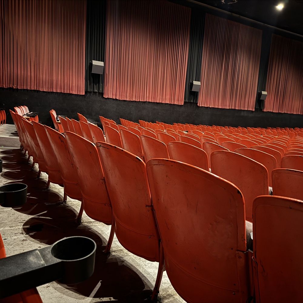 adult theaters in la cam milf adult theaters in la