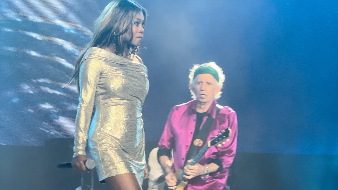 darlene chua recommends Live Sex On Stage